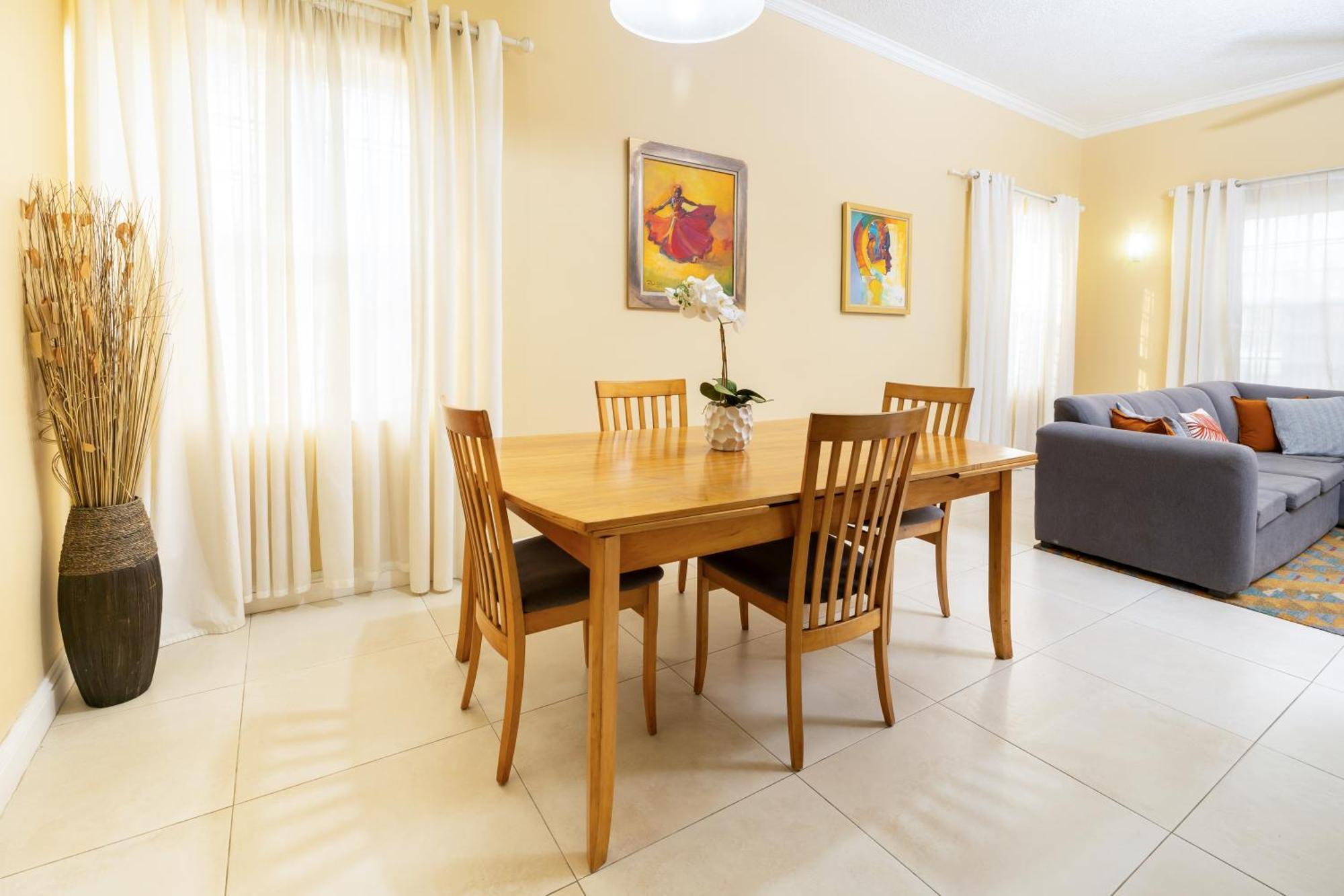 Choose To Be Happy At The Westbury - Two Bedroom Apartment Kingston Eksteriør bilde