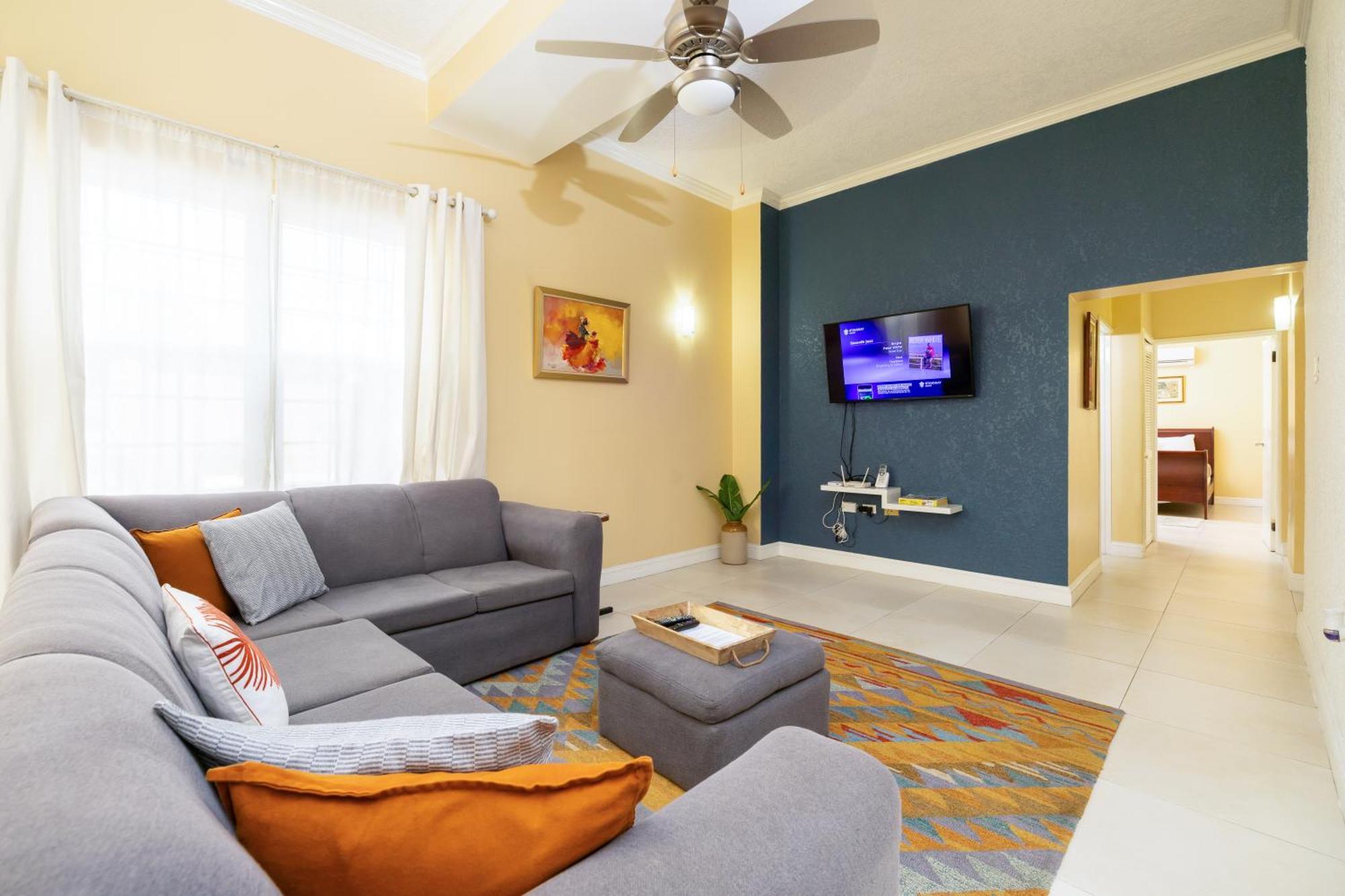 Choose To Be Happy At The Westbury - Two Bedroom Apartment Kingston Eksteriør bilde