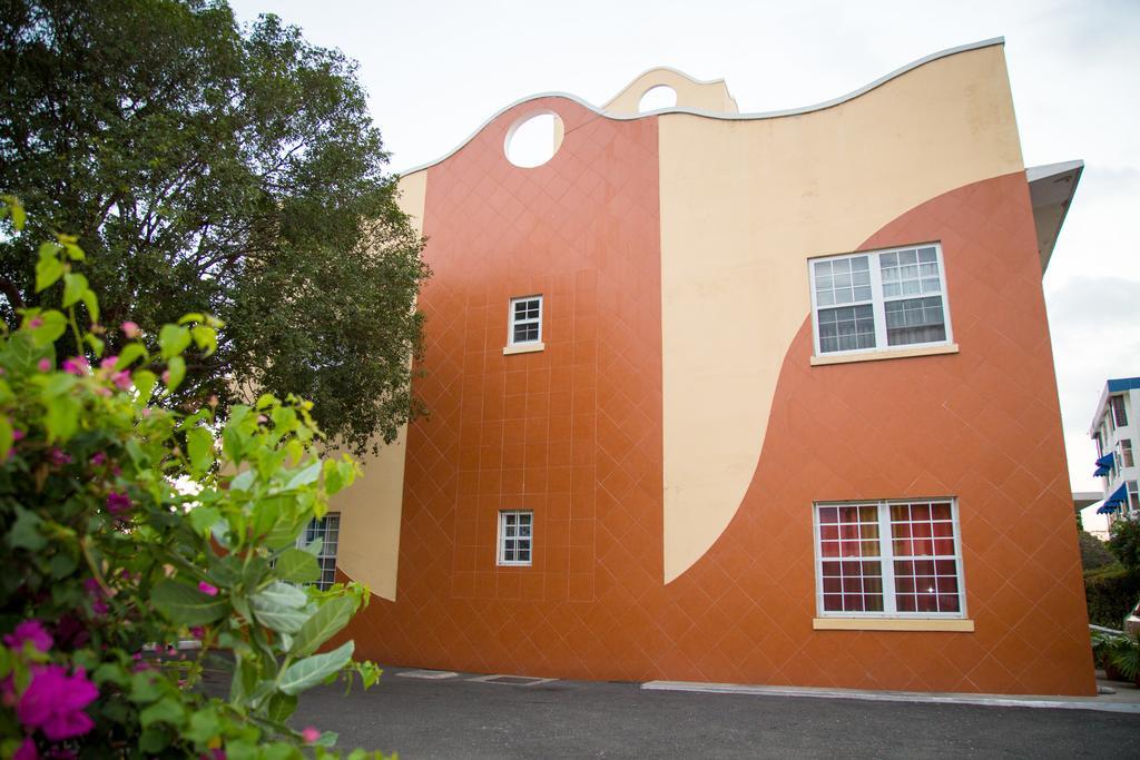 Choose To Be Happy At The Westbury - Two Bedroom Apartment Kingston Eksteriør bilde