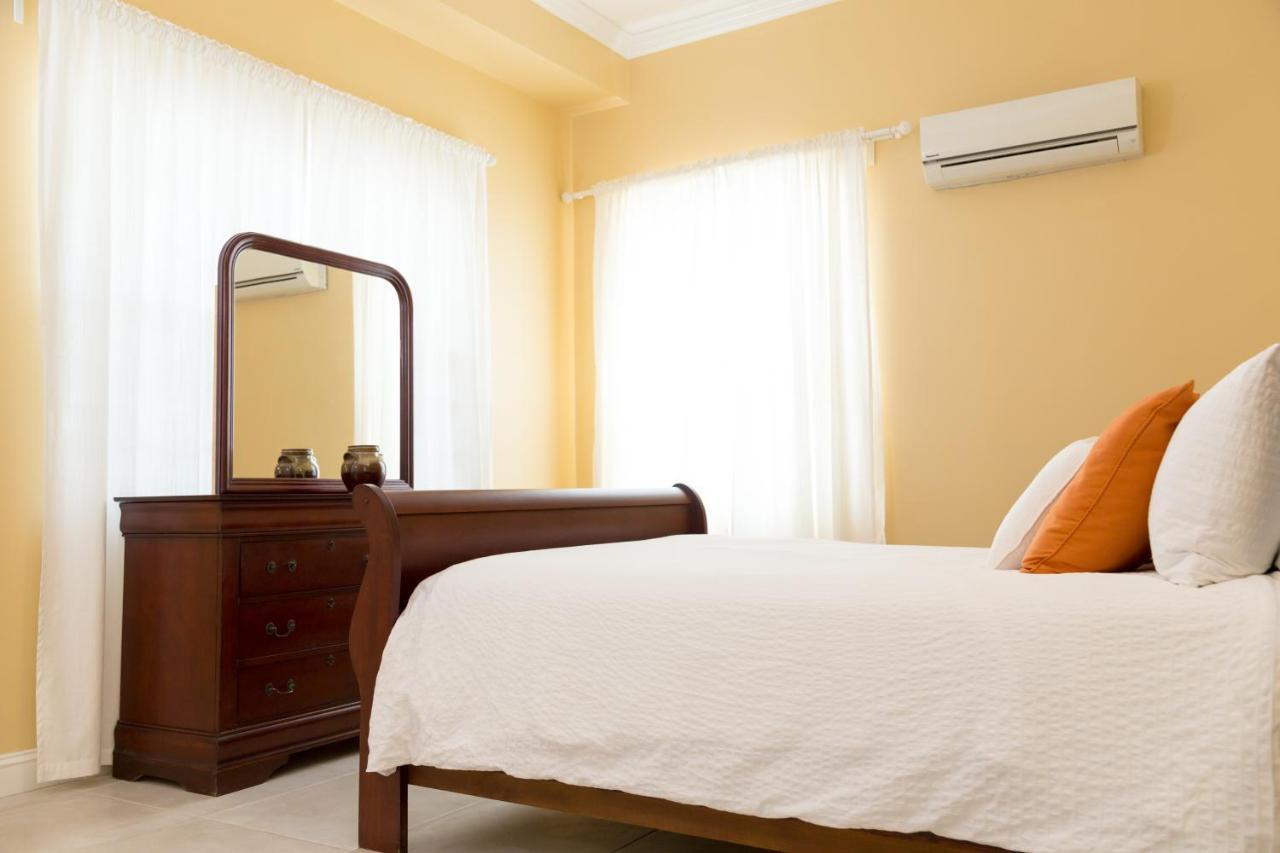 Choose To Be Happy At The Westbury - Two Bedroom Apartment Kingston Eksteriør bilde