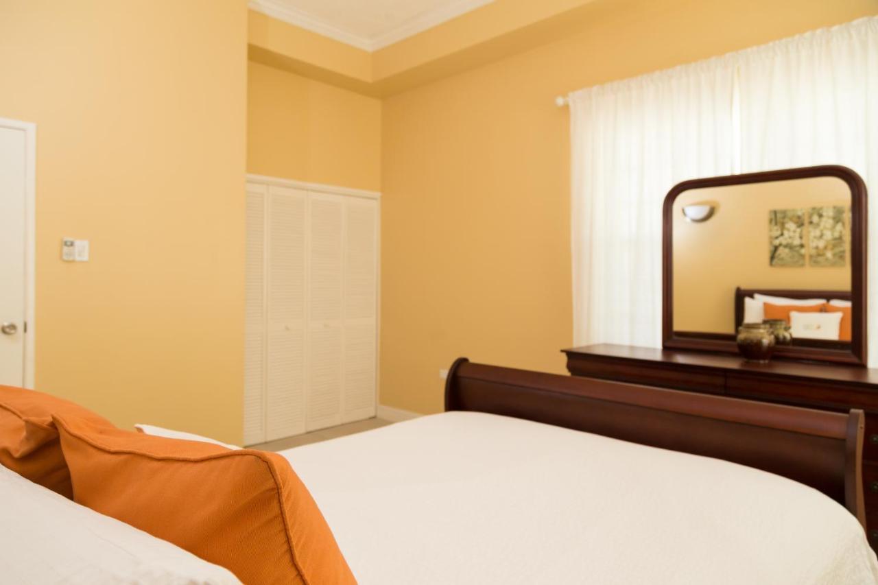 Choose To Be Happy At The Westbury - Two Bedroom Apartment Kingston Eksteriør bilde