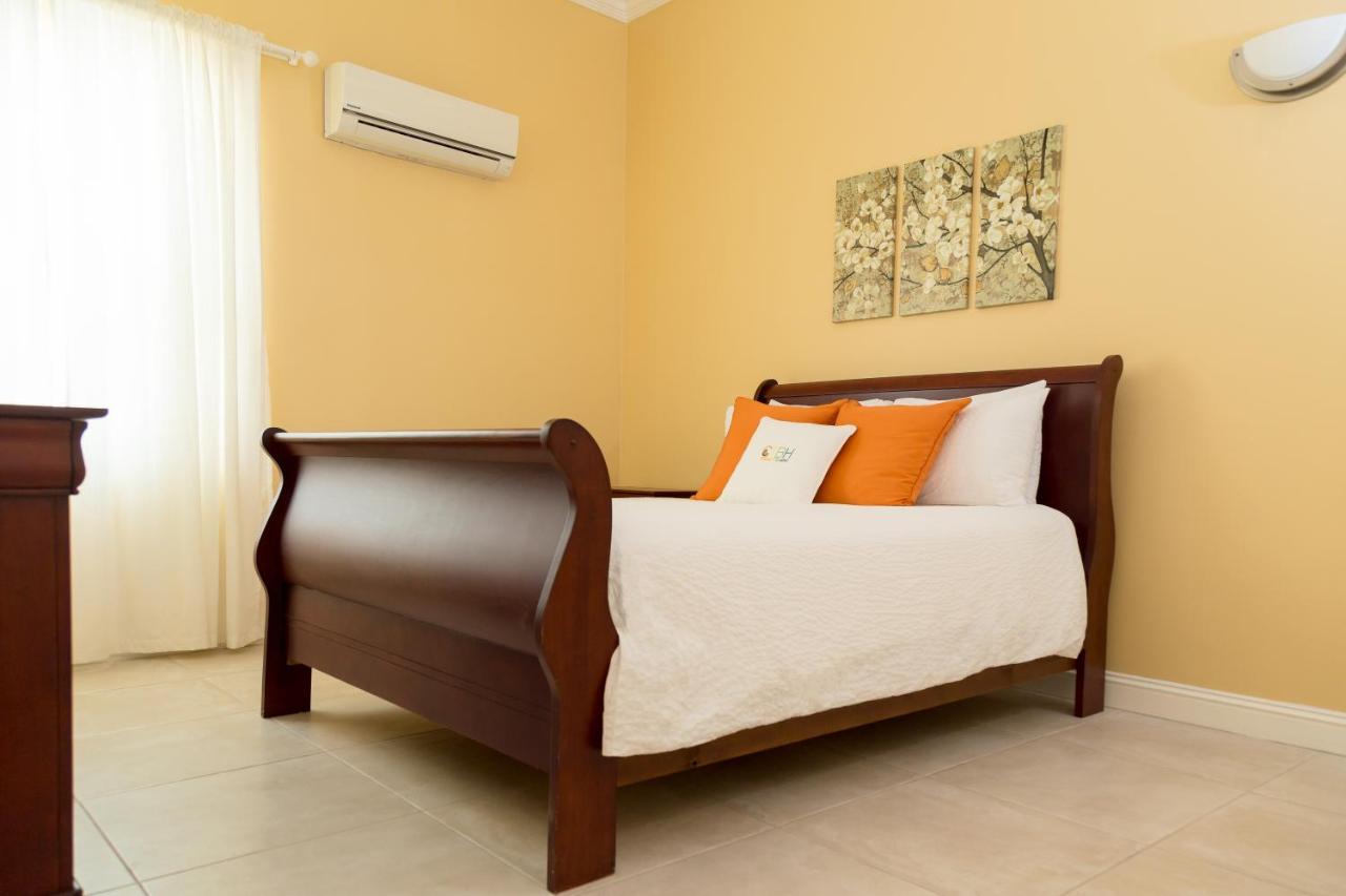 Choose To Be Happy At The Westbury - Two Bedroom Apartment Kingston Eksteriør bilde